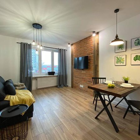 Niron Apartamenty Plac Konstytucji Пила Экстерьер фото